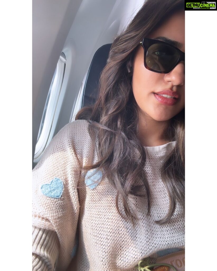 Akshara Gowda Instagram - "wear your heart on your sleeve" ❤️🫶 Flying with the clouds