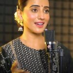 Akshara Singh Instagram – Embark on a soulful journey with Akshara Singh’s latest Chhath song release! 
Embrace the essence of tradition through this heartfelt rendition, captivating composition by @prajaktashukre and the evocative verses by @manojyadavwrites. 
.
.
.
Audio Available on all music streaming platforms and video on @namyohostudios YouTube channel.

Original Credits 
Singer – @singhakshara 
Composer – @prajaktashukre 
Lyricist – @manojyadavwrites
Music Producer – @rockstar.rk
DOP – @esjay_films
Editor – @esjay_films and @mee_bhatnagar
Outfit by – @cheenasinghstudio
Audio and Video by @namyohostudios
.
.
.
#aksharasingh #chhathpuja #newrelease #prajaktashukre #manojyadav #namyohostudios