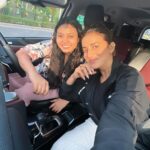 Akshara Singh Instagram - Shabdon me ye khushi kya likhu 🥰 the picture says it all ♥️🤗 Mera bacchu @surabhitiwari_ @surabhitiwariofficial_ Aur hamara hashtag 2nd pic me luckily mil gaya 🧿😍 #loveyou #aksharasingh Delhi, India