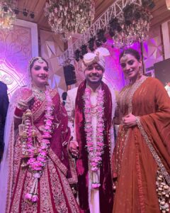 Akshara Singh Instagram - Hum Ladki wale ♥️🌸🤗

#pallavigotlocked