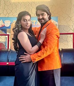 Akshara Singh Instagram - A very very happy wala birthday dost. Wishing you lots & lots of happiness, success, prosperity & good health. God bless you with all the success you deserve, the hard work you do is just amazing. I always love to watch you achieving more & more heights. I will just say for you The Unstoppable, The proud daughter, The proud friend. Love you dost. Keep roaring & shining Milky ❤️🎂🎉🥳

#pradeeppandeychintu #aksharasingh #happybirthday
