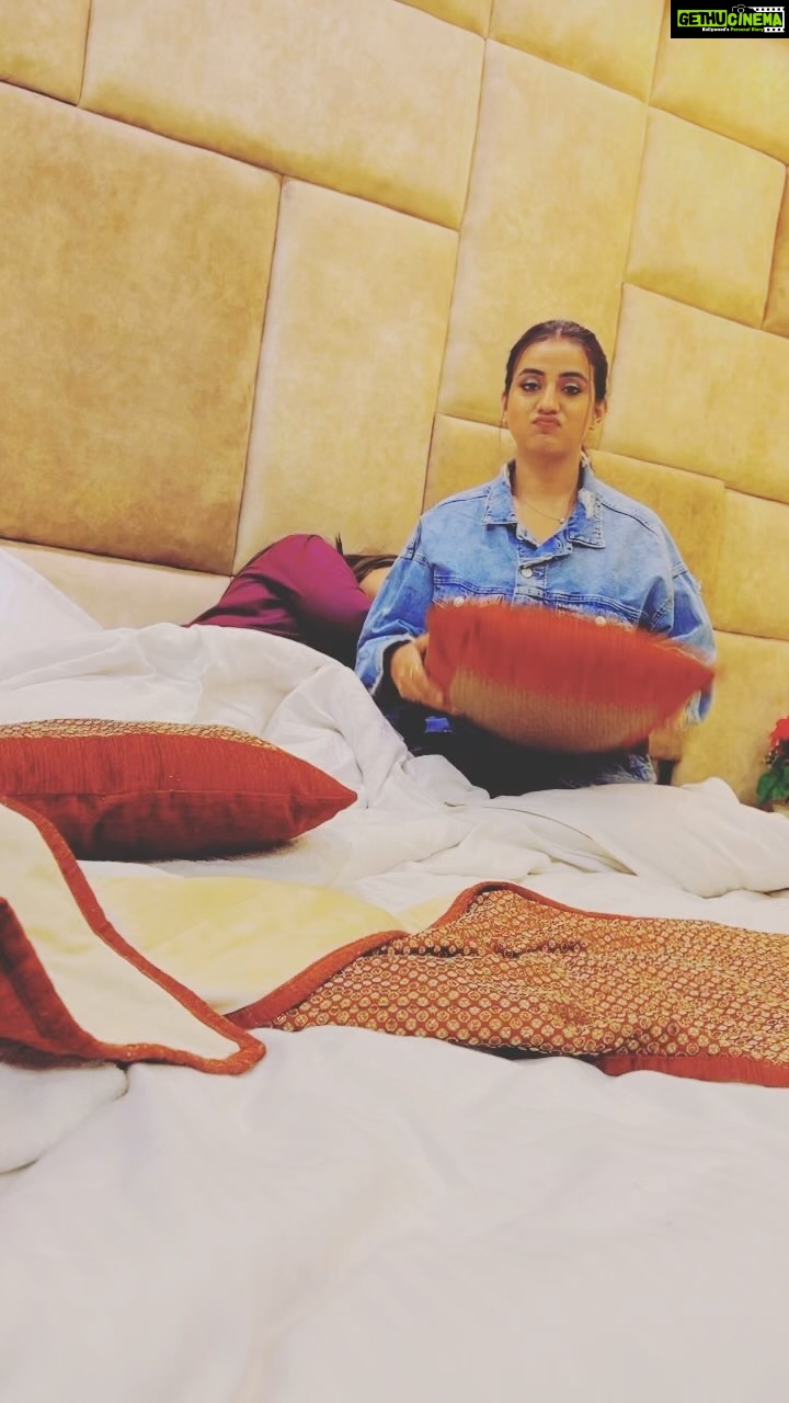 Akshara Singh Instagram - 🎂Happy Birthday to My Lovely Sister!🎂 Wishing you the ocean of fun and lots of happy memories! @singhakshara di 😘😘