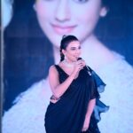 Akshara Singh Instagram – Glimpse of last night event 🫶🏻✨🔥♥️ Had a wonderful time with the sweethearts @aftabshivdasani @gulshangrover & @devanddiva team 🫶🏻

And a special thanks to the amazing person & organiser Manmeet ji and the whole Patna ki audience jinhone event ko dhamakedar bana diya ♥️🤗

#aksharasingh #patnakapyar #dev&diva