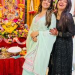 Akshara Singh Instagram - Happy birthday Akku♥️ Bhale hi milne ki planning hum pichle 100saal se karrahe hai par fir bhi I love you ♥️ and i wish you all the happiness 💐 Happy birthday Pagaliya🥰