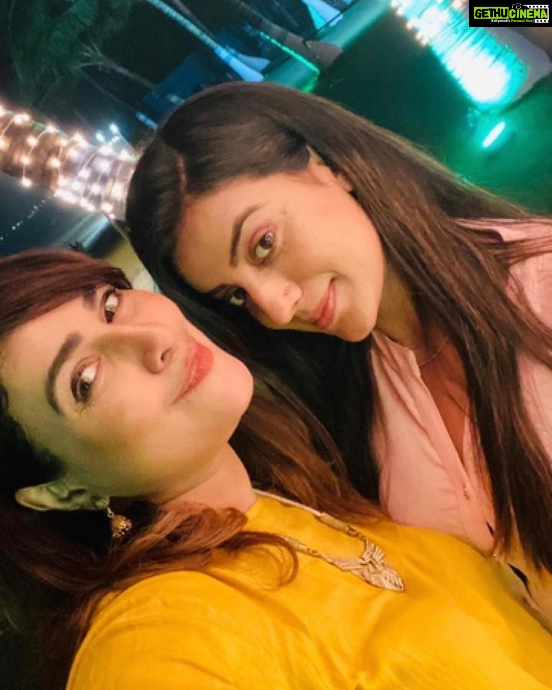 Akshara Singh Instagram - Happiest birthday akkiđ„°â€ïžđ đ„° May god bless u with the best, as u deserve all the love! Miss the masti thoughđ„° letâs meet soon! God bless u babyđ„°â€ïžđ love uuuuuuuđŠ akki!!!! #birthdaygirl #burthdaygirl #birthday #aksharasingh #akki #pakkhi #pakkhihegde #pakhi #bffs #friends #bond #love #pure #family