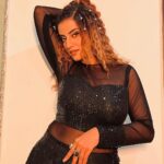 Akshara Singh Instagram - 🖤 #aksharasingh