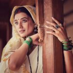 Akshara Singh Instagram – #Akshara 🕊️🧿🫶🏻

अंधेरे में विद्या का दीपक जलाऊँगी ,उजाले की दुनिया में सबको ले आऊँगी 
.
.
#newbeginning
