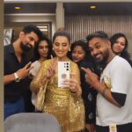 Akshara Singh Instagram – Appreciation post for the talents behind my talent, i am extremely grateful to have you all & thankful to each one of you, you guys are unseen hero’s ❤️ #aksteam💪🔥 🫶