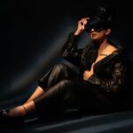 Akshara Singh Instagram - All I gotta do is ME ✨🔥🫶🏻 . . . . . 📸 @sauravanuraj @kanizfatima_hairstylist @makeupbysurbhi . . . Flawed or fabulous???