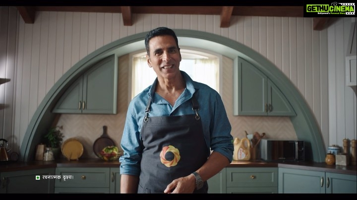 Akshay Kumar Instagram - Home is where the heart is, and my heart belongs to ‘Ghar ka Khana’! Proud to be part of the @fortune.foods family. #FortuneFoods #GharKaKhana