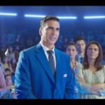 Akshay Kumar Instagram - Finally revealed: Bharat ke No.1 Harpic se better is the one and only Naya Best Ever Harpic. Isme hai 10X cleaning power jo aapke toilet ko chamkaye aur ab Khushboo se mehkayee sirf 5 minute mein. @harpic_india