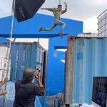 Akshay Kumar Instagram - Lights, Camera, ACTION!! Be it for a film or an ad, action gets my heart always. Did this for a recent brand shoot, and every frame got my adrenaline gushing. Whatsay 🔥