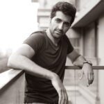Akshay Oberoi Instagram - Balcony blues and daydreams 💭 #Friday #FridayThoughts #FridayFeeling