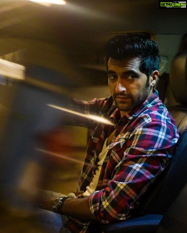 Akshay Oberoi Instagram - Steering through 🌪