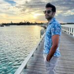 Akshay Oberoi Instagram – Took me a looooong time to get over this looooong weekend & finally post these pictures 🌅

#AkshaysTravelDiaries #LongWeekend #Maldives #GoldenHour #Sunset #Vacation