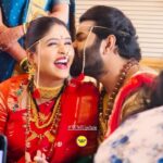 Akshaya Deodhar Instagram - Can’t get over these beautiful moments! @akshayaddr @hardeek_joshi ❤️❤️ #AHa #Wedding #exclusive #akshayadeodhar #hardeekjoshi #AkshayaHardeek #PrimeReels