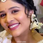 Akshaya Deodhar Instagram - The beautiful bride @akshayaddr humming ‘Zhumka Bareli Wala’! ❤️ . . . #AHa #AkshayaDeodhar #HardeekJoshi #AkshayaHardeek #Exclusive #WMUpdate