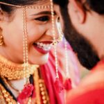 Akshaya Deodhar Instagram - Moments that matter the most!🥰 . Beautiful moments captured by @sevenvowstories ✨ Akshaya’s Saree: @saudamini_handloom Akshaya’s Saree draping: @anaghakumbhr Blouse: @nishfash_design_studio Akshaya’s Jutti: @chaljutti.official @amru_tak Akshaya’s Hair: @komalpashankar_makeupartist Akshaya’s Makeup: @madhurikhese_makeupartist Hardeek’s Outfit: @saudamini_handloom Hardeek’s Hair & Makeup- @makeovers_by_rahul Akshaya’s & Hardeek’s Styling: @anaghaghaisas Jewellery: @ssnagarkarjewellers_official @prasad.nagarkar Wedding decore & management @a3eventsandmedia Wedding planner @bhagatamol Location- @siddhigardensandbanquets Managed by @wechitramedia @n.i.d.s_ @amolghodake_ .