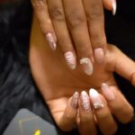 Akshaya Deodhar Instagram - Super cute customised nails for my big day by @maytri_nails_pune ✨ Thank you! They’re very pretty!❤️ . . . Video by @lenswomania #AHa #AkshayaHardeek #AkshayaDeodhar #HardeekJoshi #WeddingBells #PrimeReels