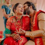Akshaya Deodhar Instagram - Reel to Real✨ & Magical Forever..!♾️ #अहा❤️ . Akshaya’s Saree: @saudamini_handloom Akshaya’s Saree draping: @anaghakumbhr Blouse: @nishfash_design_studio Akshaya’s Jutti: @chaljutti.official @amru_tak Akshaya’s Hair: @komalpashankar_makeupartist Akshaya’s Makeup: @madhurikhese_makeupartist Hardeek’s Outfit: @saudamini_handloom Hardeek’s Hair & Makeup- @makeovers_by_rahul Akshaya’s & Hardeek’s Styling: @anaghaghaisas Jewellery: @ssnagarkarjewellers_official @prasad.nagarkar Photos by @girish_katkar_photography Wedding decor & management @a3eventsandmedia Wedding planner @bhagatamol Location- @siddhigardensandbanquets Managed by @wechitramedia @n.i.d.s_ @amolghodake_ . . #AkshayaHardeek #AkshayaDeodhar #HardeekJoshi #AHa