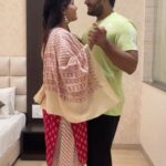 Akshaya Deodhar Instagram - Where there is love 💕 there is life ! ❤️ @hardeek_joshi . . #PrimeReels #Akshayadeodhar #HardeekJoshi #AHa ❤️