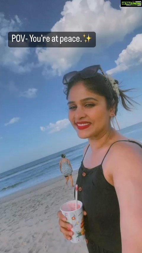 Akshaya Deodhar Instagram - Peace✨ . . . . #AkshayaDeodhar #PrimeReels