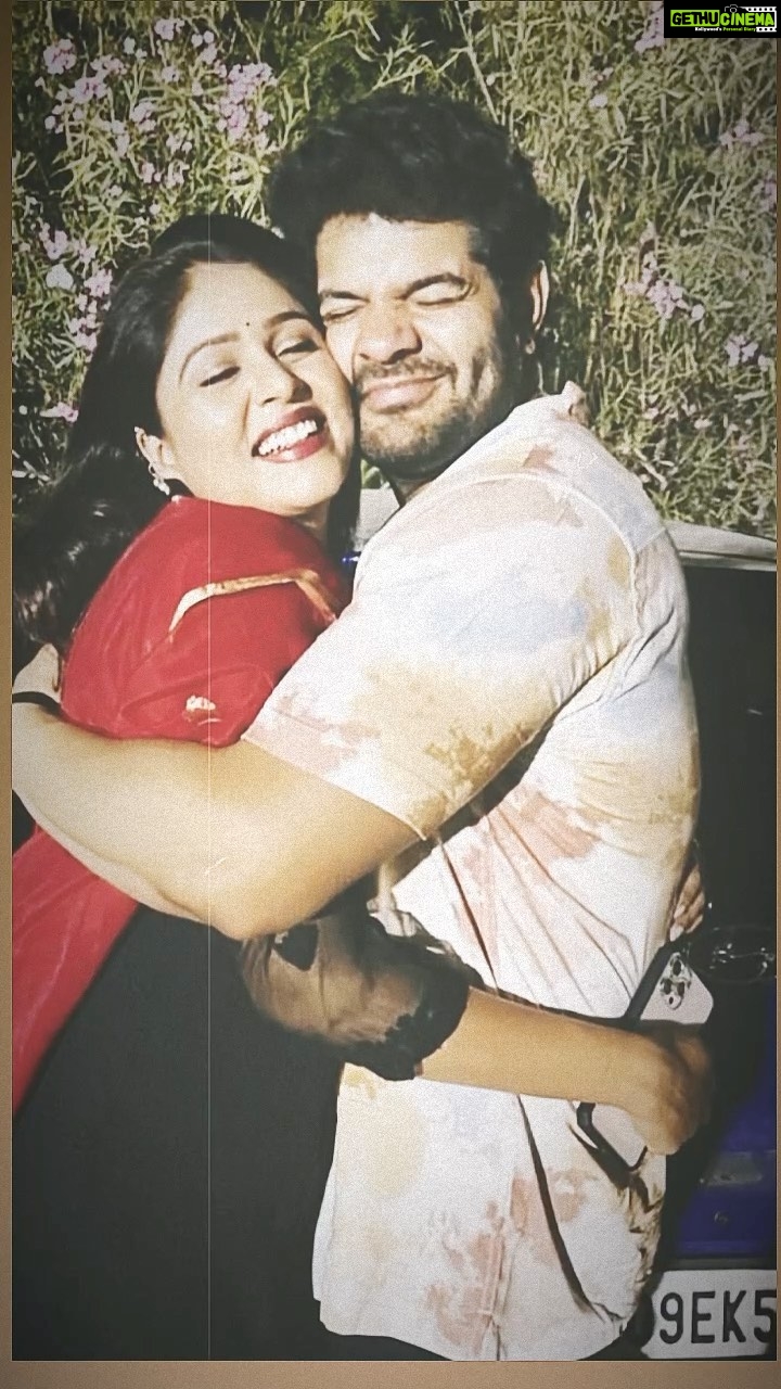 Akshaya Deodhar Instagram - Happiest birthday to my person ❤️ You mean world to me baby … You are my nonstop entertainment 😜 You are the best thing that ever happened in my life 🤗 ❤️I love you❤️ . . . #HardeekJoshi #AkshayaDeodhar #Birthday #PrimeReels