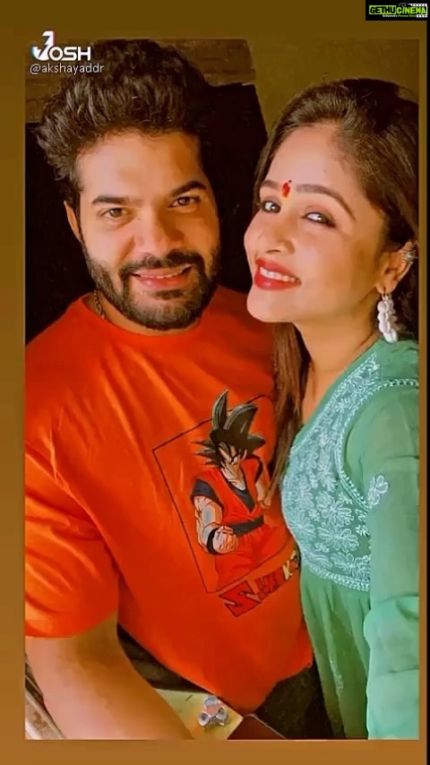 Akshaya Deodhar Instagram - @hardeek_joshi 😘♥️ . . . . Follow me on @josh.marathi @officialjoshapp for more exclusive videos. . . #AkshayaDeodhar #Josh #joshappofficial #JoshApp #JoshMarathi