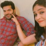 Akshaya Deodhar Instagram – Bohot Maja Aata Hai!🤪
@hardeek_joshi 
.
.
.
.
Follow me on @josh.marathi @officialjoshapp for more exclusive videos.
.
.
#AkshayaDeodhar #Josh #joshappofficial #JoshApp #JoshMarathi