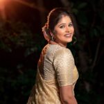Akshaya Deodhar Instagram – सर सुखाची…!💛🤍
.
Makeup @visagemakeover
Hair @balikatandale.makeupartist
Saree by @karigaree_handmade 
Blouse by @outlookfashionhouse 
Jewellery by @chandrakalm_jewellery 
Photography @rvphotography78
Socials & PR by @wechitramedia @n.i.d.s_ 
.
#AkshayaDeodhar #AHA #Blessed