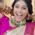Akshaya Deodhar Instagram - ❤️☺️ . . . Follow me on @josh.marathi @officialjoshapp for more exclusive videos. . . #AkshayaDeodhar #Josh #RealHai #joshappofficial #JoshApp #JoshMarathi