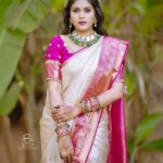 Akshaya Deodhar Instagram - On my special day, I wanted the most beautiful and comfortable Saree & this Kanjeevaram Pure Silk Saree from @saudamini_handloom was just perfect match.❤️ Saudamini Handloom is Pune's only store having there in-house handlooms. This Kanjeevaram is a pure silk handwoven piece.😃 Thank you so much @saudamini_handloom for this gorgeous handwoven piece.🤗 . . . Saree - @saudamini_handloom Jewellery- @grand_rental_jewellery Make-up - @madhurikhese_makeupartist Hair - @komalpashankar_makeupartist Photographer - @yogendra_chavhan Mehendi - @arti_kobal_mehendi Nails - @glory_nails_by_arti Blouse - @grand_rental_boutique Styling - @shubhangi_styling Managed by @wechitramedia @n.i.d.s_ . #अहा ऽऽऽ 💍♥️ #Engagement