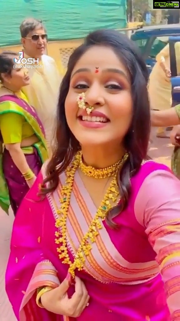 Akshaya Deodhar Instagram - 🥰❤️ . . . Follow me on @josh.marathi @officialjoshapp for more exclusive videos. . . #AkshayaDeodhar #Josh #joshappofficial #JoshApp #JoshMarathi