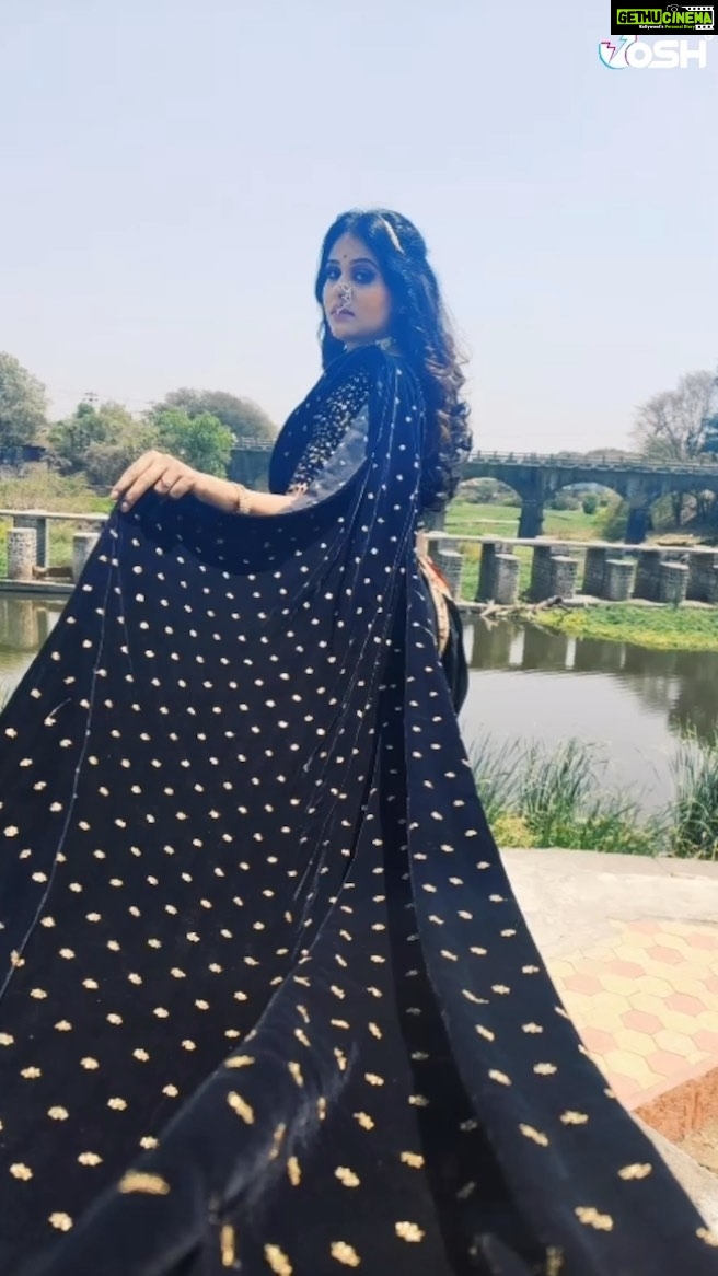 Akshaya Deodhar Instagram - Aayat!♥️ . . . Follow me on @josh.marathi @officialjoshapp for more exclusive videos. . . #AkshayaDeodhar #Josh #joshappofficial #JoshApp #JoshMarathi