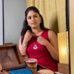 Akshaya Deodhar Instagram - Silver that shines brighter on you! @akshayaddr in aadyaa’s hammered special curated set @rumaanientertainment #silverjewelry #silver925 #handmadejewelry #handmadesilverjewelry #shortfilm #silvernecklace #silver #houseofaadyaa Aadyaa