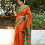 Akshaya Deodhar Instagram - सर्वमंगलमांगल्ये शिवे सर्वार्थसाधिके । शरण्ये त्र्यम्बके गौरी नारायणि नमोSस्तु ते ✨ . आजपासून सुरू होणाऱ्या शारदीय नवरात्रोत्सवाच्या तुम्हा सर्वांना खुप खुप शुभेच्छा!🙏🏻 . Hair & Makeup by @shinewithsakshi_ Saree by @karigaree_handmade PR & Socials by @wechitramedia @n.i.d.s_ . . #AkshayaDeodhar #navratri #navratrispecial #navratri2023 #blessed