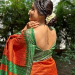 Akshaya Deodhar Instagram - सर्वमंगलमांगल्ये शिवे सर्वार्थसाधिके । शरण्ये त्र्यम्बके गौरी नारायणि नमोSस्तु ते ✨ . आजपासून सुरू होणाऱ्या शारदीय नवरात्रोत्सवाच्या तुम्हा सर्वांना खुप खुप शुभेच्छा!🙏🏻 . Hair & Makeup by @shinewithsakshi_ Saree by @karigaree_handmade PR & Socials by @wechitramedia @n.i.d.s_ . . #AkshayaDeodhar #navratri #navratrispecial #navratri2023 #blessed
