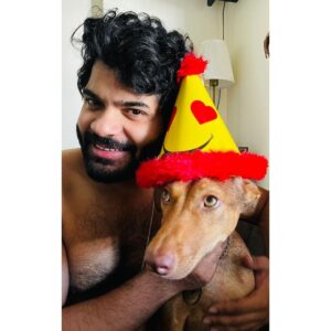 Akshaya Deodhar Instagram - We’ve woken up and seen each other every single day for last 7 years. The only difference between the first day we met and today is the growing LOVE between us. From being co actors to being coparents to Snoopy, from awkward Hi Hellos, to sharing heartfelt thoughts with each other, we have come a LONG WAY!🥹
Waking up in your arms will always be the happiest moment in my life. Happiest Birthday Husband! @hardeek_joshi ❤️