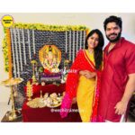 Akshaya Deodhar Instagram - Akshaya Deodhar & Hardeek Joshi celebrate their First Ganesh Chaturthi together in the most simple yet beautiful way!❤️ @akshayaddr @hardeek_joshi #WMUpdate #Exclusive #GanpatiBappaMoraya #AkshayaDeodhar #HardeekJoshi