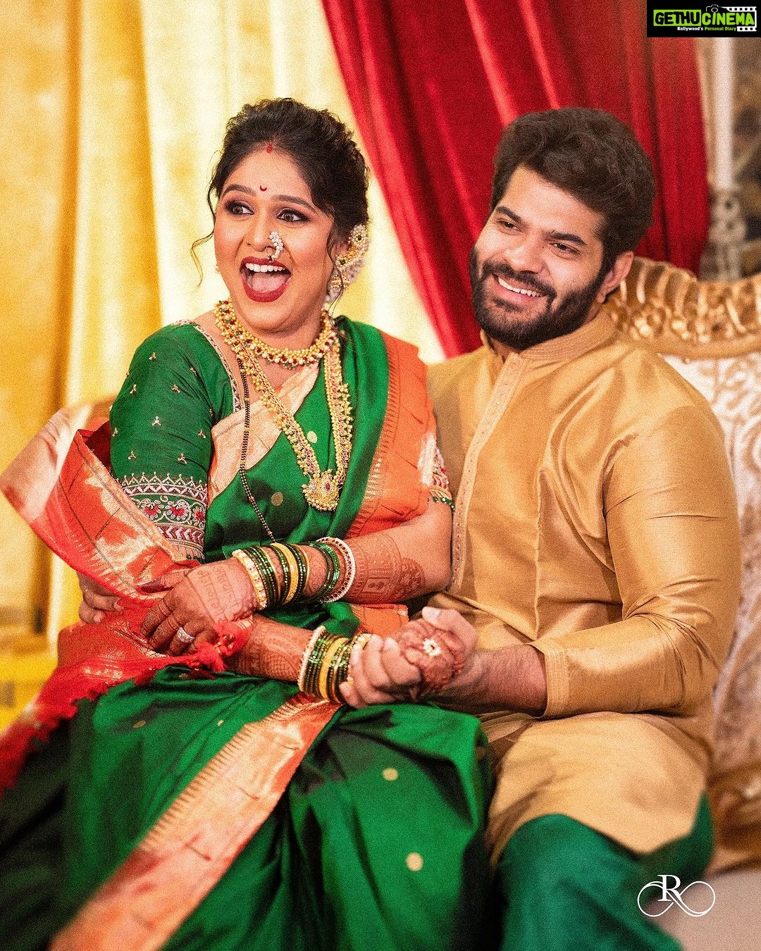 Akshaya Deodhar Instagram - "Mystical Harmony" ♥️ @akshayaddr @hardeek_joshi 🧿 . . . . Makeup by @visagemakeover Hair by @nikita_Kumavat_makeovers Saree by @saudamini_handloom Blouse by @nishfash_design_studio Draping by @anagha_10_11_ap Jewellery by @chandrakalm_jewellery Hair Accessories by @nathicha__nakhara Hardeek's Outfit by @theurbanstory_ Hardeek's Makeup by @visagemakeover Venue: @avismara.celebrations Food: @bendrecaterers Decor by @wecorpevents Pictures by @sevenvowstories Mangalagaur Team @manasikanetkar @mks_dance_studio_ Event & PR by @wechitramedia @n.i.d.s_ #3ТТ #АНа #AkshayaDeodhar #HardeekJoshi #Mangalagaur #Pujan #blessed Pune, Maharashtra