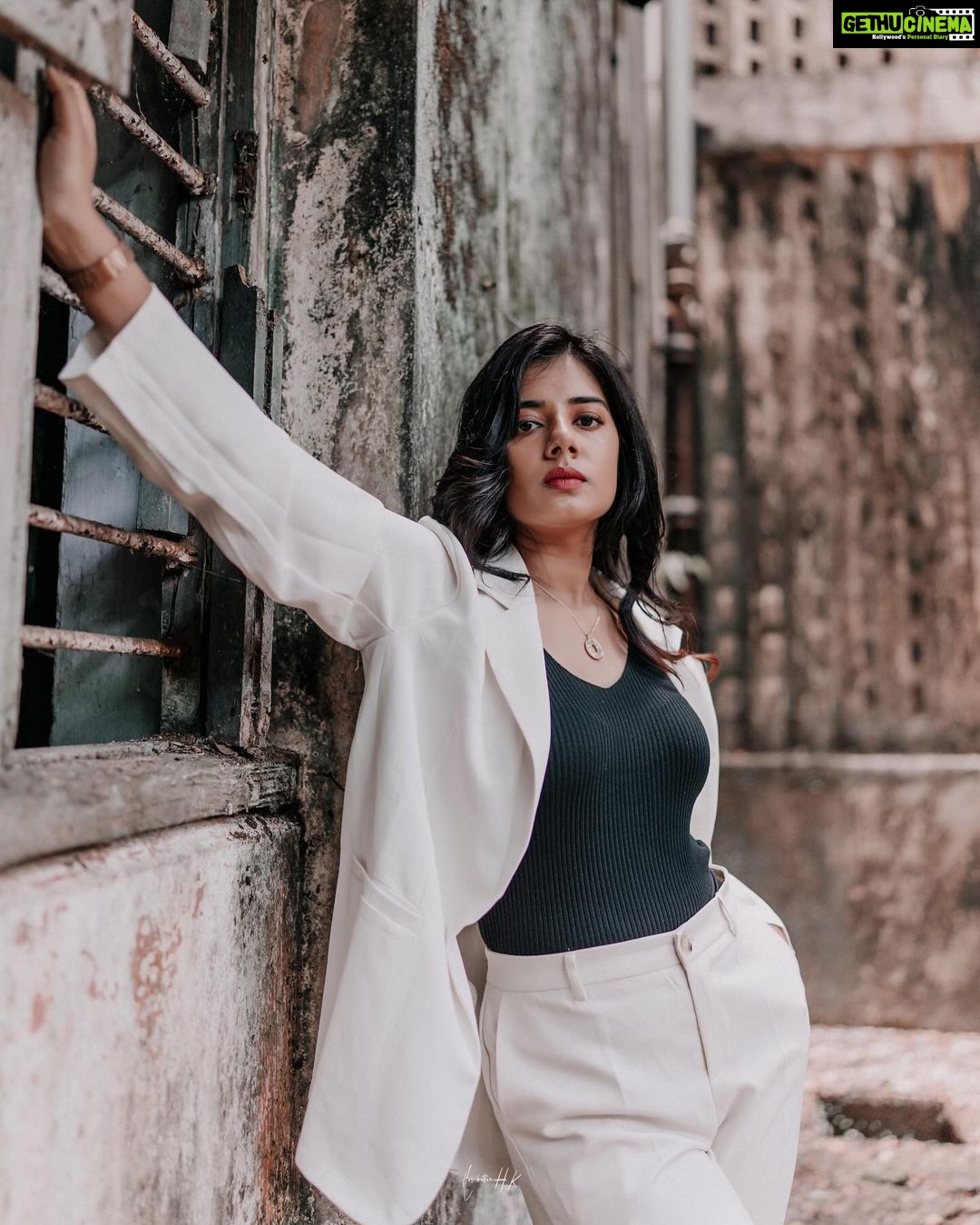 Akshaya Udayakumar - 120.7K Likes - Thank you for showing so much love and support ❤️
PC: @harikuttanhk