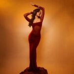 Alaya F Instagram - Shaadi szn and Santa szn are coming up, so we go red 🌹
