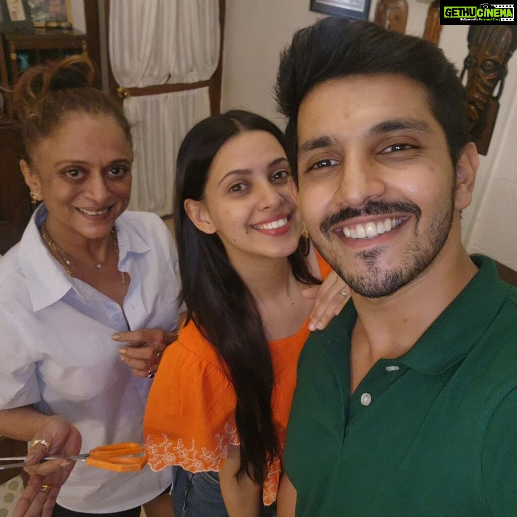Alice Kaushik Instagram - Good time with good people and love ❤️ Hours of laughter and mutual admiration 🫶🏻🧿 @kruttika_desai ❤️❤️