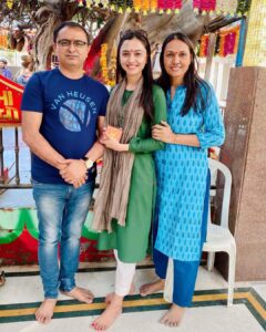 Alisha Prajapati Instagram - Every year, each festival brings new memories and new beginnings. Yesterday we took blessings from our beloved Chehar ma ♥️ at 'Martoli Dham'. Feeling extremely blessed. Gratitude to my beautiful family. We should consider ourselves lucky that we are blessed with a family that is so selfless. 🙏🏻😇🫶🏻