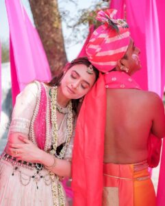 Alisha Prajapati Instagram - As we celebrate this colorful festival, let us take a moment to appreciate the love and devotion between Radha and Krishna. Their divine love story reminds us that true love is selfless, pure and eternal. 
May the colors of Holi bring joy, happiness, and prosperity to your life. Let us all come together to celebrate the victory of good over evil and the triumph of love over hate. 
Wishing the eternal and divine love of Radha Krishna to everyone this Holi. 💗 

For @Asopalav
In frame with me @vishal_d_o_p 
Styling by @drashtigajjar94
Makeup and hair by @aanalsavaliya and team 
Shot by @kpfilms31 @yess_drama