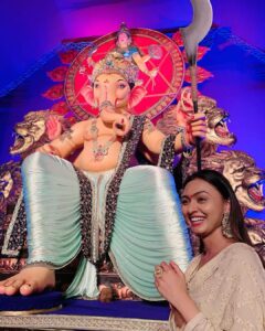 Alisha Prajapati Instagram - Happy Ganesh Chaturthi 🙏🏻🤍
