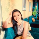 Alisha Prajapati Instagram - Smile and be peaceful. 🌸 Two ingredients for sanity amidst these days. :) #cutesets #goodlights #alishaprajapati Mumbai, Maharashtra