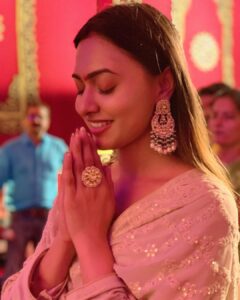 Alisha Prajapati Instagram - Happy Ganesh Chaturthi 🙏🏻🤍