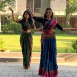 Alisha Prajapati Instagram – रस बुँदिया नयन पिया रास रचे
दिल धड़-धड़ धड़के शोर मचे
यूं देख सेक सा लग जाये
मैं जल जाऊँ, बस प्यार बचे 💕

One more sweet and short video with @alishaprajapati 
#manvalage #shreyaghoshal #dancechoreography #indiandance #semiclassical #semiclassicaldance #indiandancefederation #indiandancefaculty #indiandancefactory #dancersofindia #reel #instareel #reelitfeelit #feelitreelit