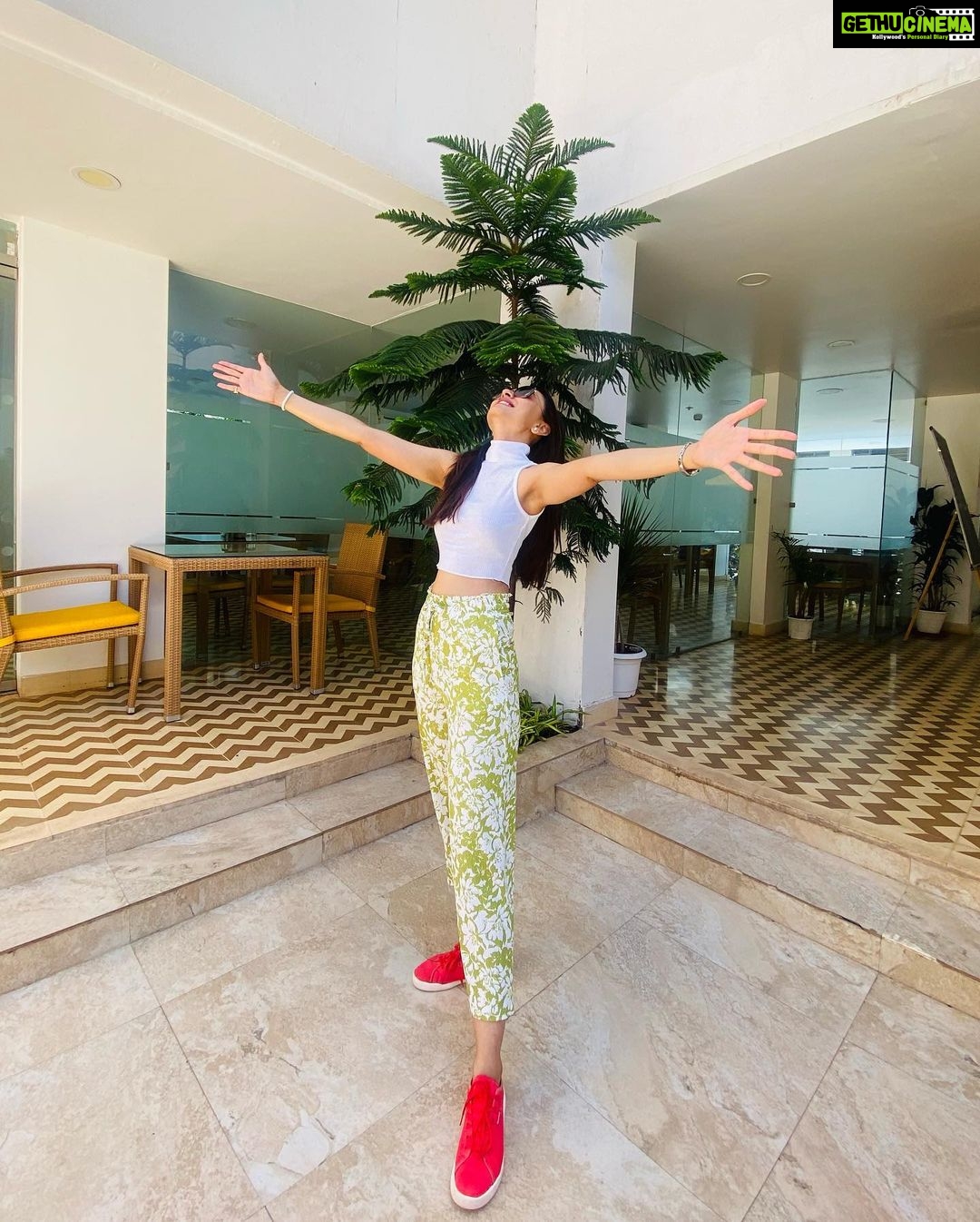 Alisha Prajapati Instagram - Become so confident in who you are that no one’s opinion, rejection, or behavior can rock you. Damn this one is hard but necessary. Not everyone is going to like you and that’s okay, because do you like everyone? no, right! Focus on being you and the right people will gravitate. If someone misunderstands your heart, that’s okay you know who you are. If you are growing, that’s going to irritate the ones that want to stay stagnant. Something i’ve been working on a lot lately is remembering that people’s reactions to things has everything to do with them and to not take anything personal. That right there free us from other’s nonsense. I like who I am, I like who I am becoming, and that’s really all that matters 🫶🏻 talk to yourself throughout the day and try not to react to people/things. 🌈🤍 Bloom Hotels